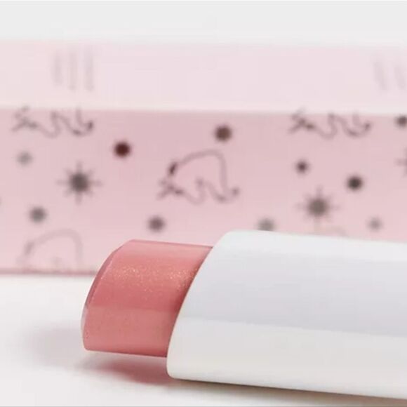 Revolution Beauty Unicorn Heart Glow Balm - Picture 2 of 6